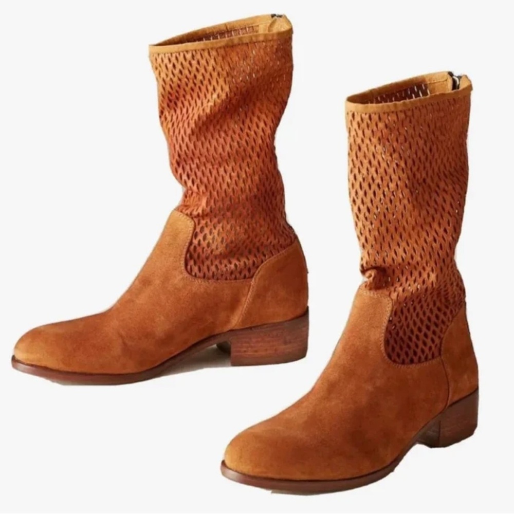 Magnolia Italian leather boots with Sa-Ni antibacterial compression insoles. New